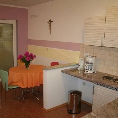 Mara Apartment