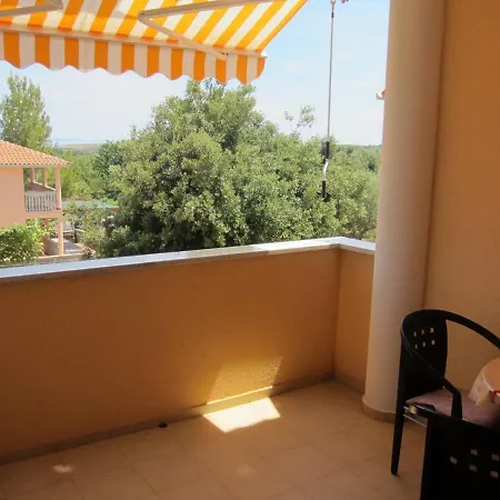 Appartement Mara *