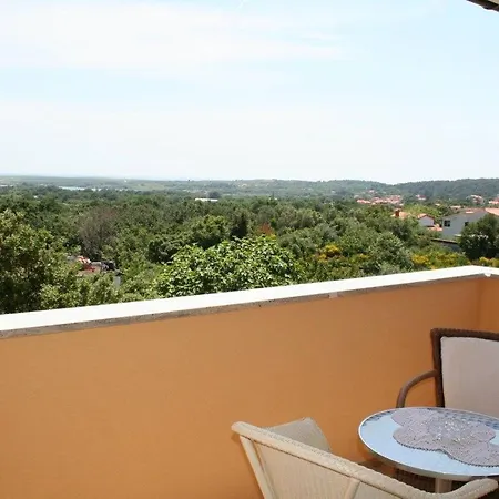 Mara Apartment