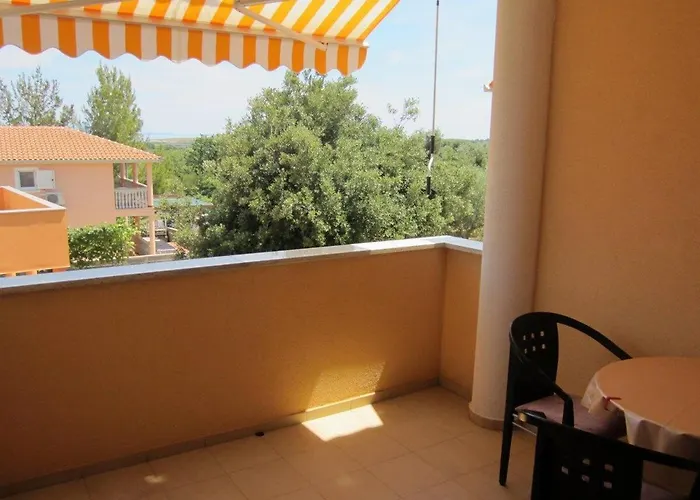 Appartement Mara *